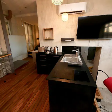 Privatif At Гренобль